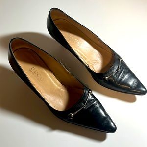 Gucci Black Leather Kitten Heel Pumps with Silver Horsebit, size 8.5